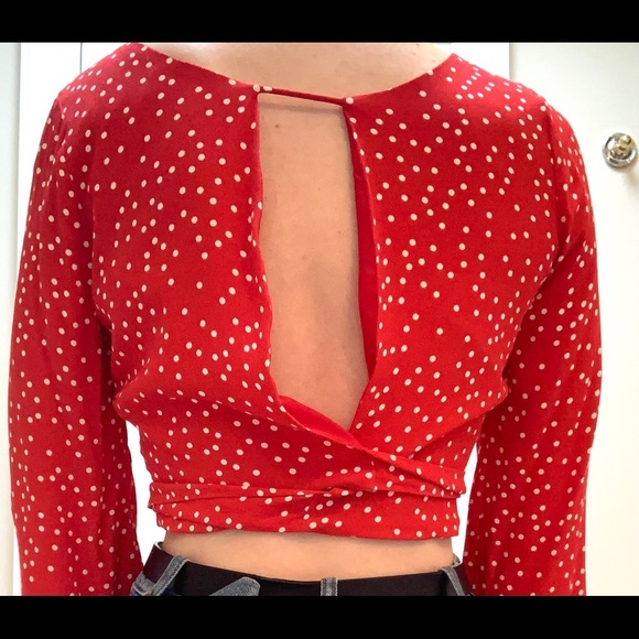 polka dot blouse from URBAN OUTFITTERS !! - Picture 4 of 5